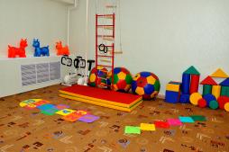 Тренажерный зал с современным оборудованием для детей с ОВЗ